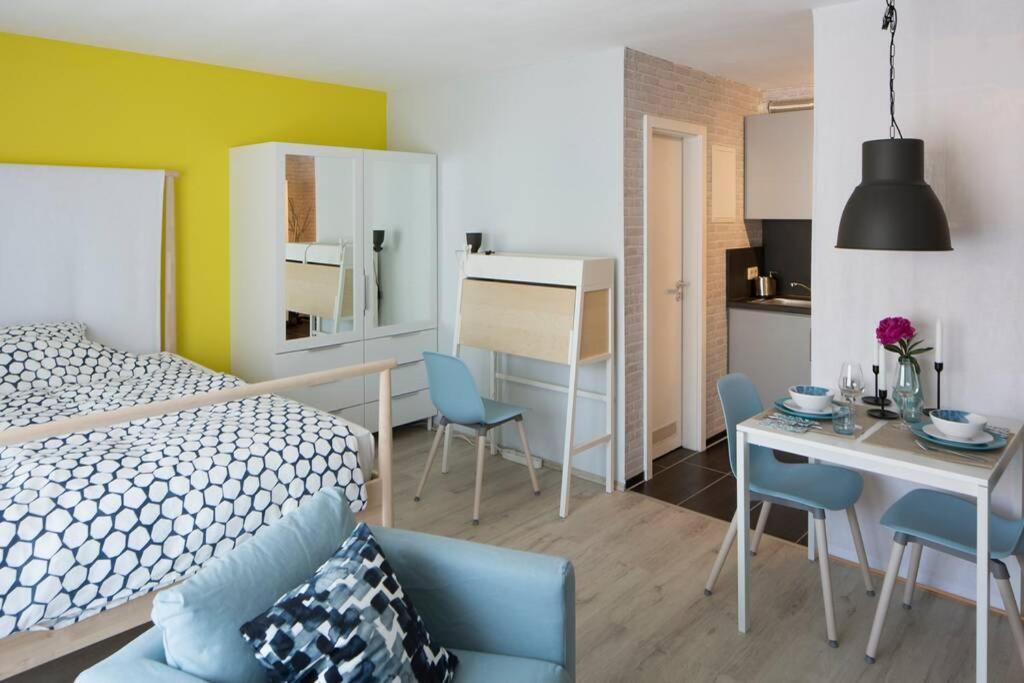 Exklusives Apartment Inklusive Netflix Und Parkplatz Karlsruhe Dış mekan fotoğraf