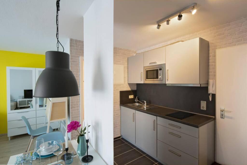 Exklusives Apartment Inklusive Netflix Und Parkplatz Karlsruhe Dış mekan fotoğraf